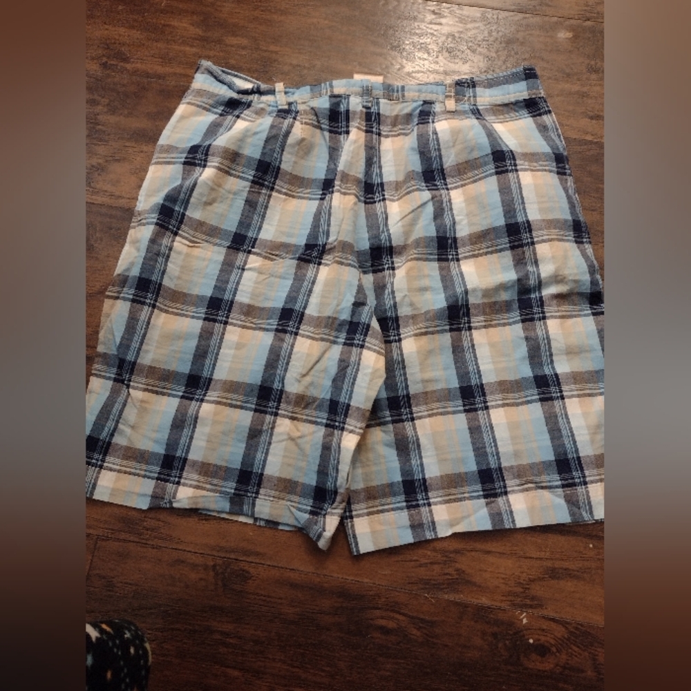 White Stag Blue and Striped With Other Colors Bermuda Shorts Size 8. - Picture 7 of 14